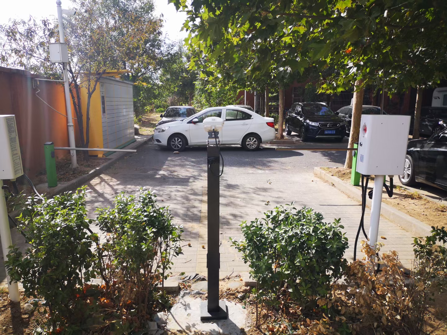 充电桩车位智能化管理-汽车充电桩_充电桩生产_充电桩厂家_深圳耀莱充新能源科技有限公司