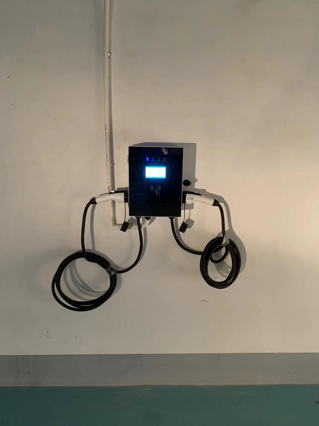 30KW直流桩/14KW交流桩惠州惠阳区充电桩完工-汽车充电桩_充电桩生产_充电桩厂家_深圳耀莱充新能源科技有限公司