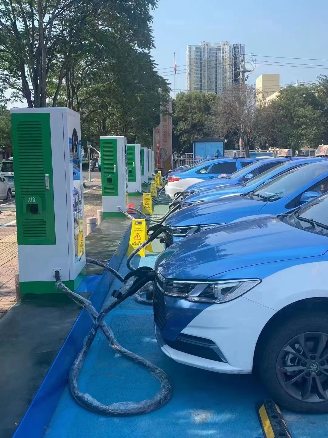 充电桩的建设运营-汽车充电桩_充电桩生产_充电桩厂家_深圳耀莱充新能源科技有限公司